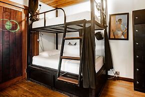 Bambuda Lodge - Hostel