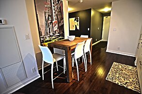 Toronto Escape - Onyx Suite