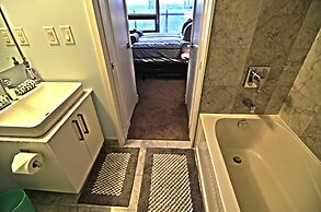 Toronto Escape - Onyx Suite