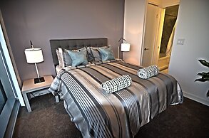 Toronto Escape - Onyx Suite