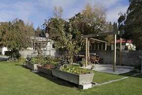 Burkes Pass Country Motel