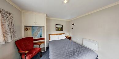 Burkes Pass Country Motel