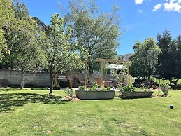 Burkes Pass Country Motel