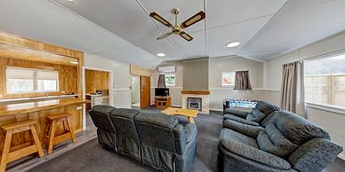 Burkes Pass Country Motel