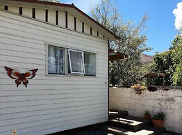 Burkes Pass Country Motel