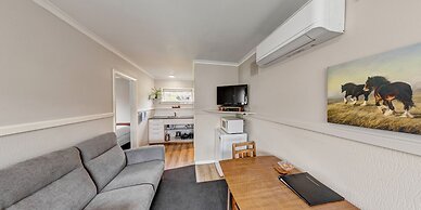 Burkes Pass Country Motel