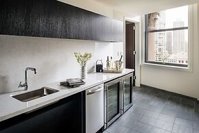 LondonHouse Chicago, Curio Collection by Hilton