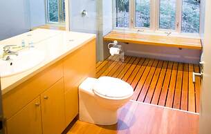 Sunrise at 1770 Holidays