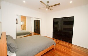 Sunrise at 1770 Holidays