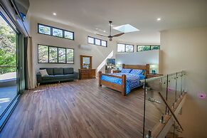 Sunrise at 1770 Holidays