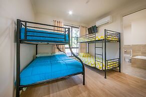 Sunrise at 1770 Holidays