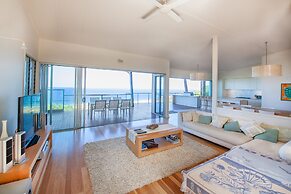 Sunrise at 1770 Holidays