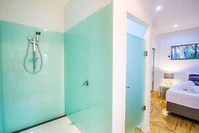 Sunrise at 1770 Holidays