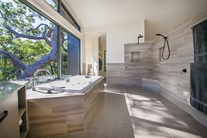 Sunrise at 1770 Holidays