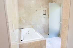 Sunrise at 1770 Holidays