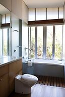 Sunrise at 1770 Holidays