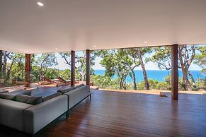 Sunrise at 1770 Holidays