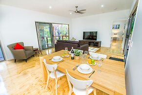 Sunrise at 1770 Holidays