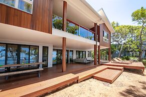 Sunrise at 1770 Holidays