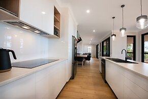 Sunrise at 1770 Holidays