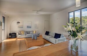 Sunrise at 1770 Holidays