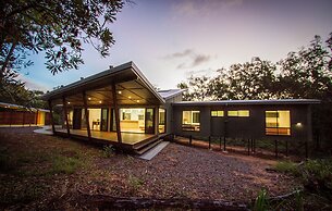 Sunrise at 1770 Holidays