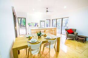 Sunrise at 1770 Holidays