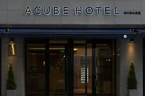 Acube Hotel