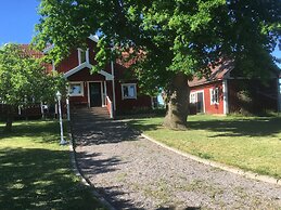 Brunnsta Gård