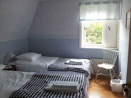 Brunnsta Gård