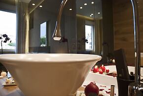 Sun Suite Luxury Pantheon