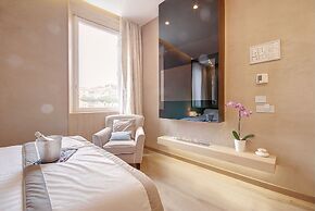 Sun Suite Luxury Pantheon