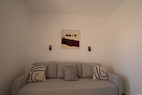 Apartments & Rooms Petra