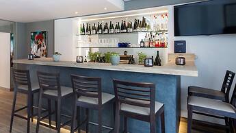 The Alex Hotel