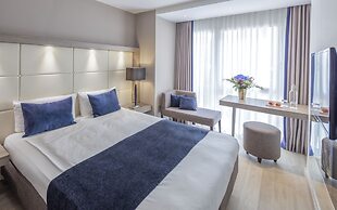 The Alex Hotel