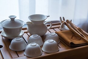 Pullman Shishi Mattison