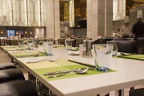 Pullman Shishi Mattison