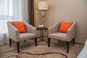 Pullman Shishi Mattison