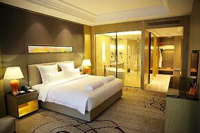 Pullman Shishi Mattison