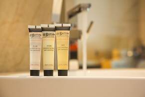 Pullman Shishi Mattison