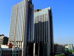 Pullman Shishi Mattison