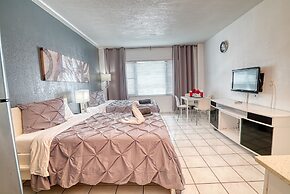 Private Apartments at the Casablanca