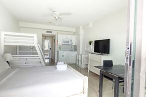 Private Apartments at the Casablanca