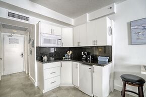 Private Apartments at the Casablanca