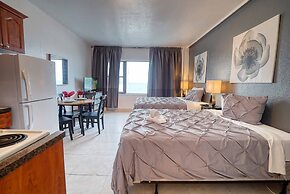 Private Apartments at the Casablanca