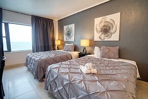 Private Apartments at the Casablanca