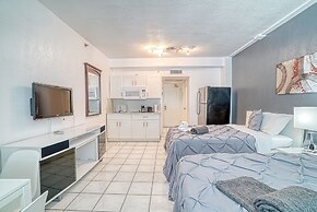 Private Apartments at the Casablanca