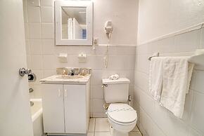 Private Apartments at the Casablanca