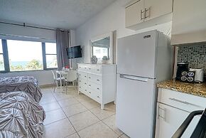 Private Apartments at the Casablanca