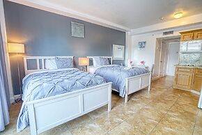 Private Apartments at the Casablanca